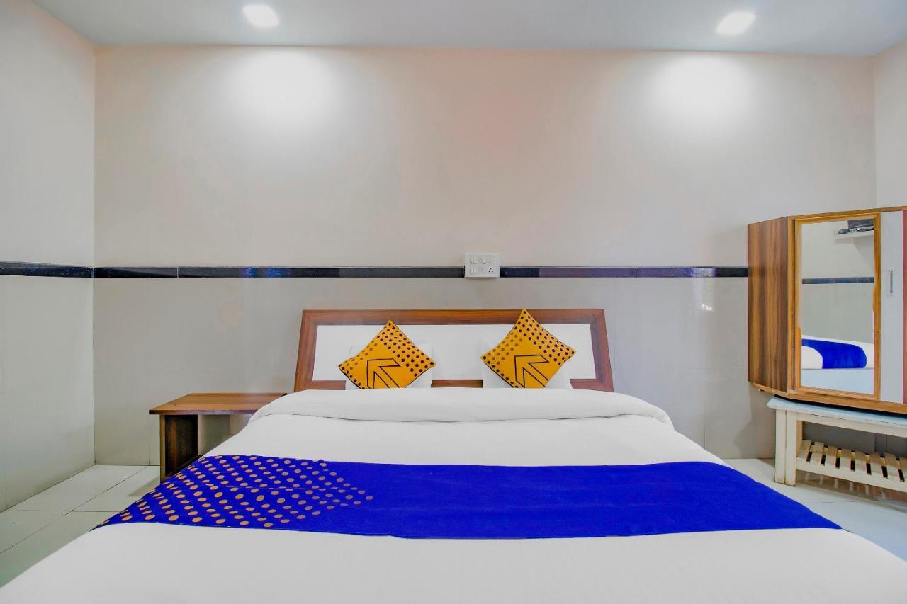Spot On Indirasagar Executive Kolhapur Exterior foto