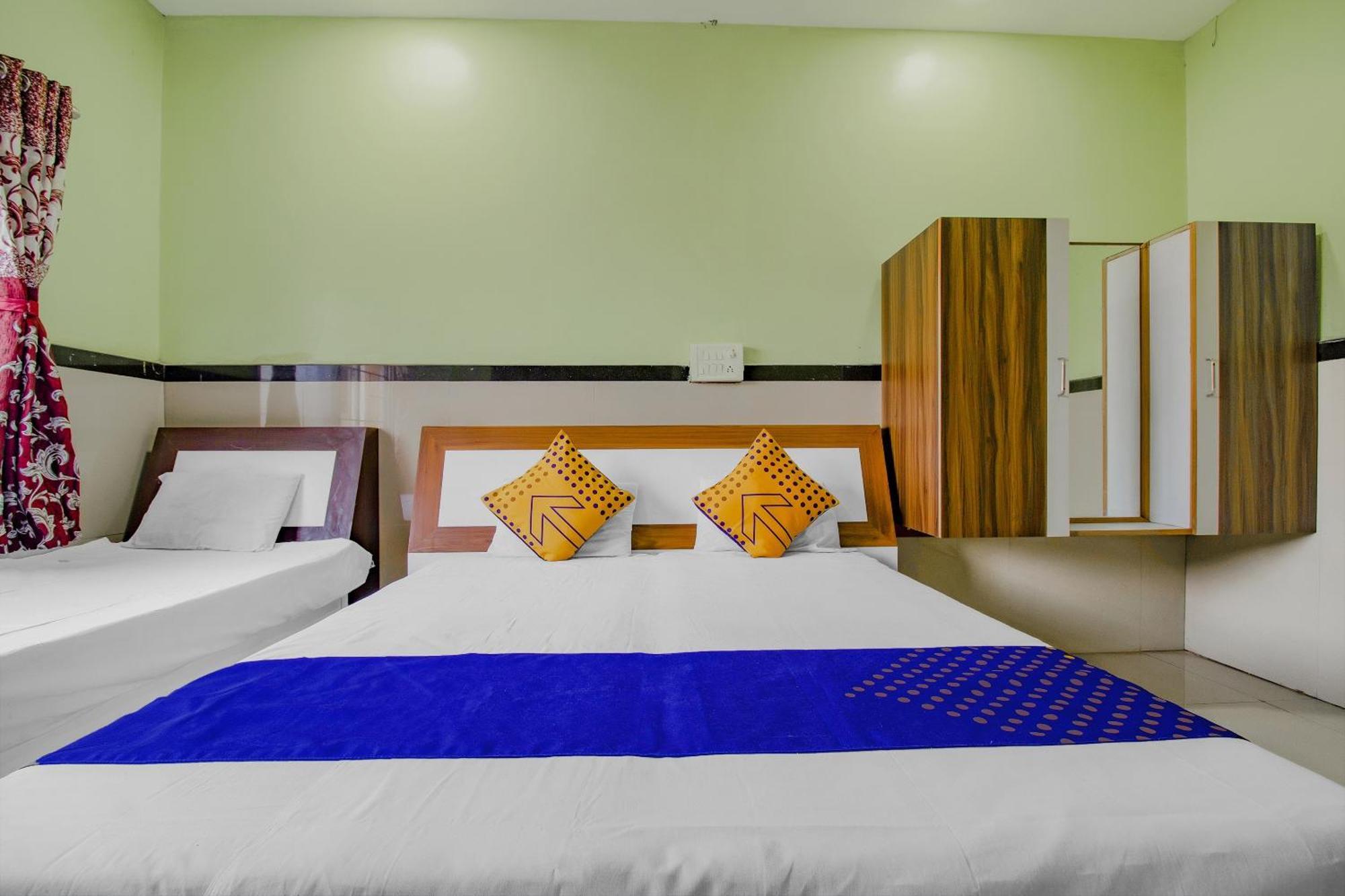 Spot On Indirasagar Executive Kolhapur Exterior foto